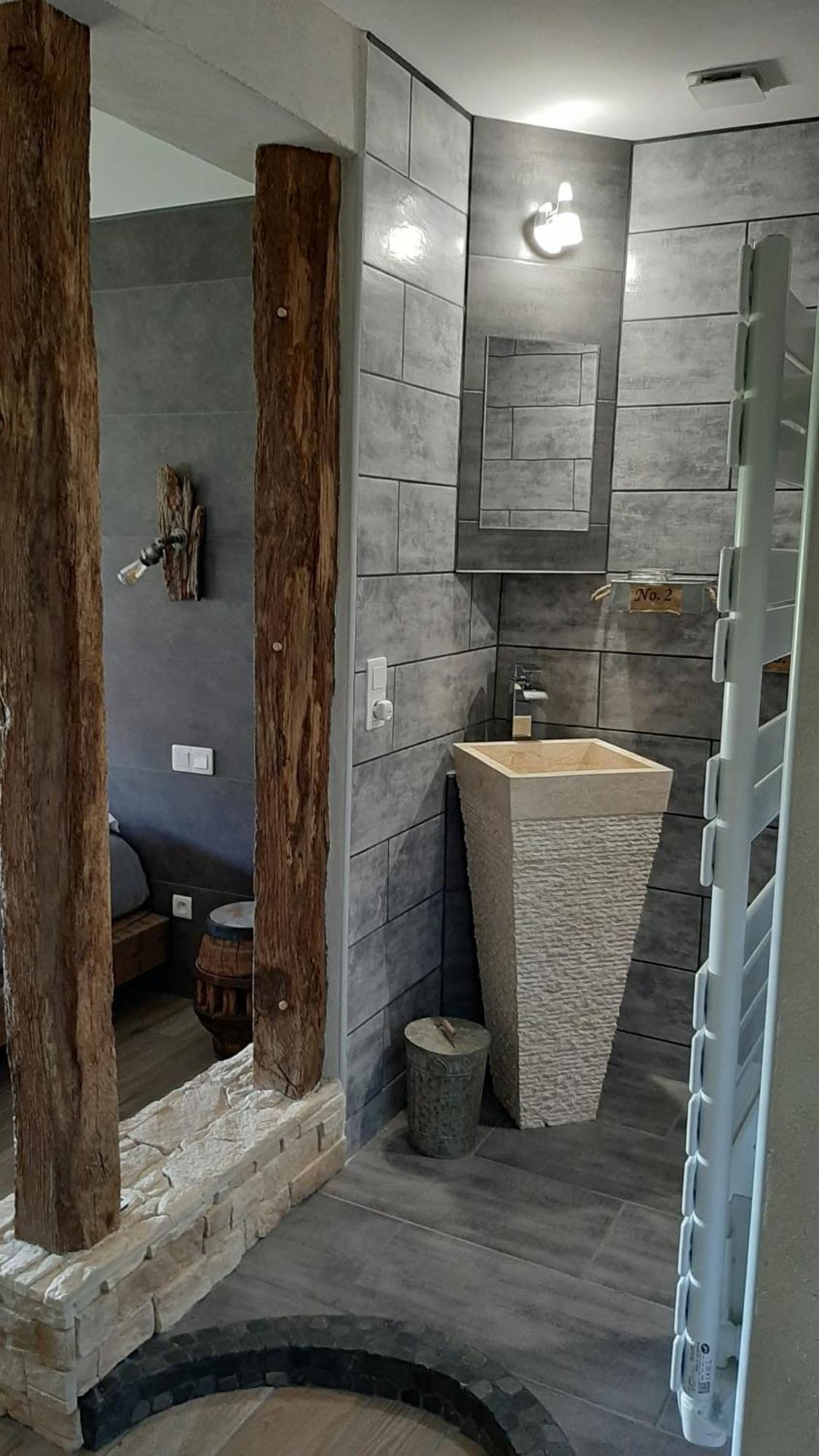 La Berrycurienne Proche Du Zoo De Beauval Saint-Aignan Avec Sdb, Wc Et Spa Privatif Pour Chaque Chambre Luçay-le-Mâle Pokoj fotografie